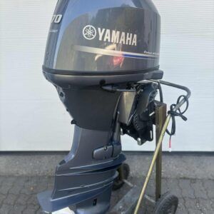 Yamaha F70 AETX